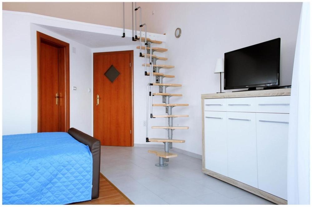 Apartments By The Sea Razanj, Rogoznica - 11347 Екстериор снимка